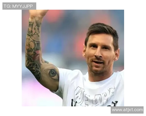 全球足球巨星的魅力与影响力解析：从场上表现到场外生活的全景探索