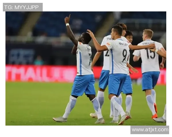 成都足球围殴事件引发社会关注球迷暴力行为亟待整治与反思 成都足球围殴事件引发社会关注球迷暴力行为亟待整治与反思